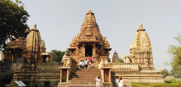 Golden Triangle Tour with Khajuraho and Varanasi